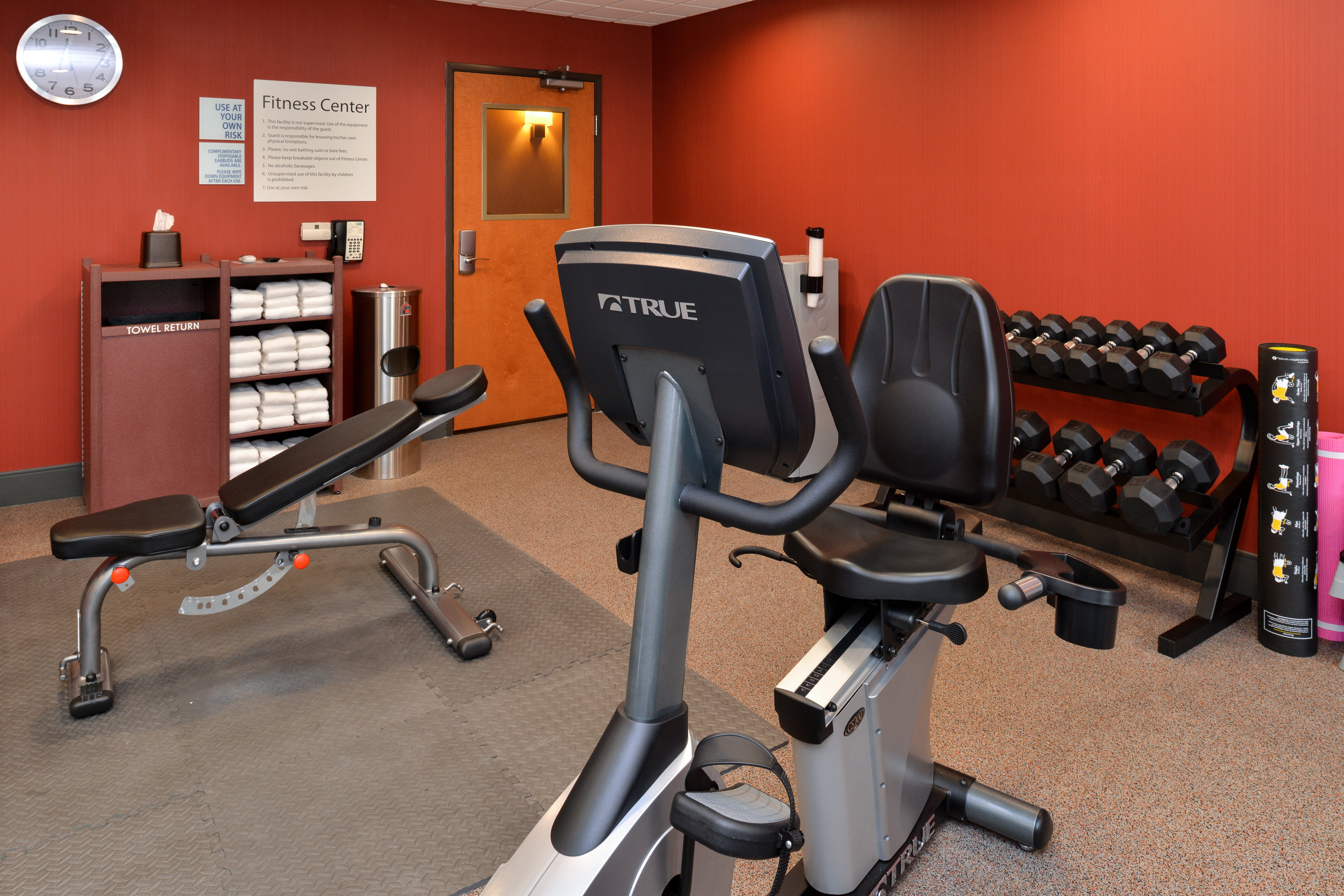 Holiday Inn Express And Suites Ironton 45/76