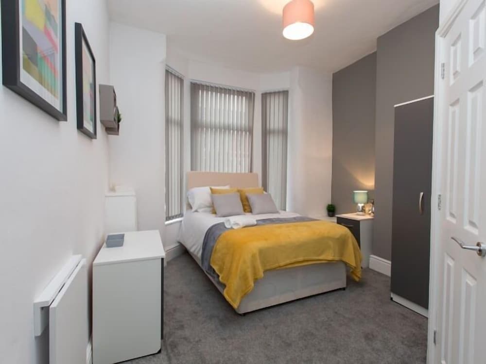 Townhouse @166 Ruskin Rd 3/32