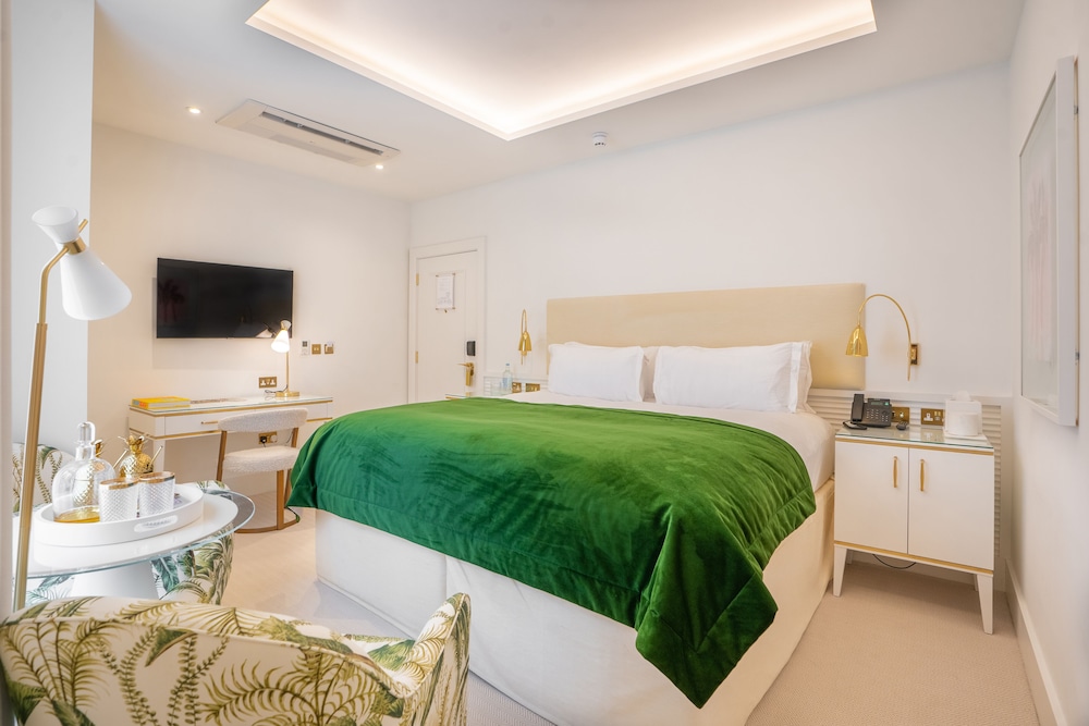 Inland, Family, King and Twin Beds