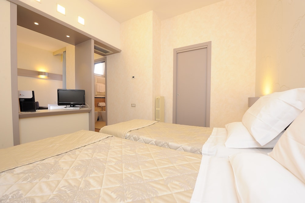 PREMIUM, SUITE, DOUBLE BED