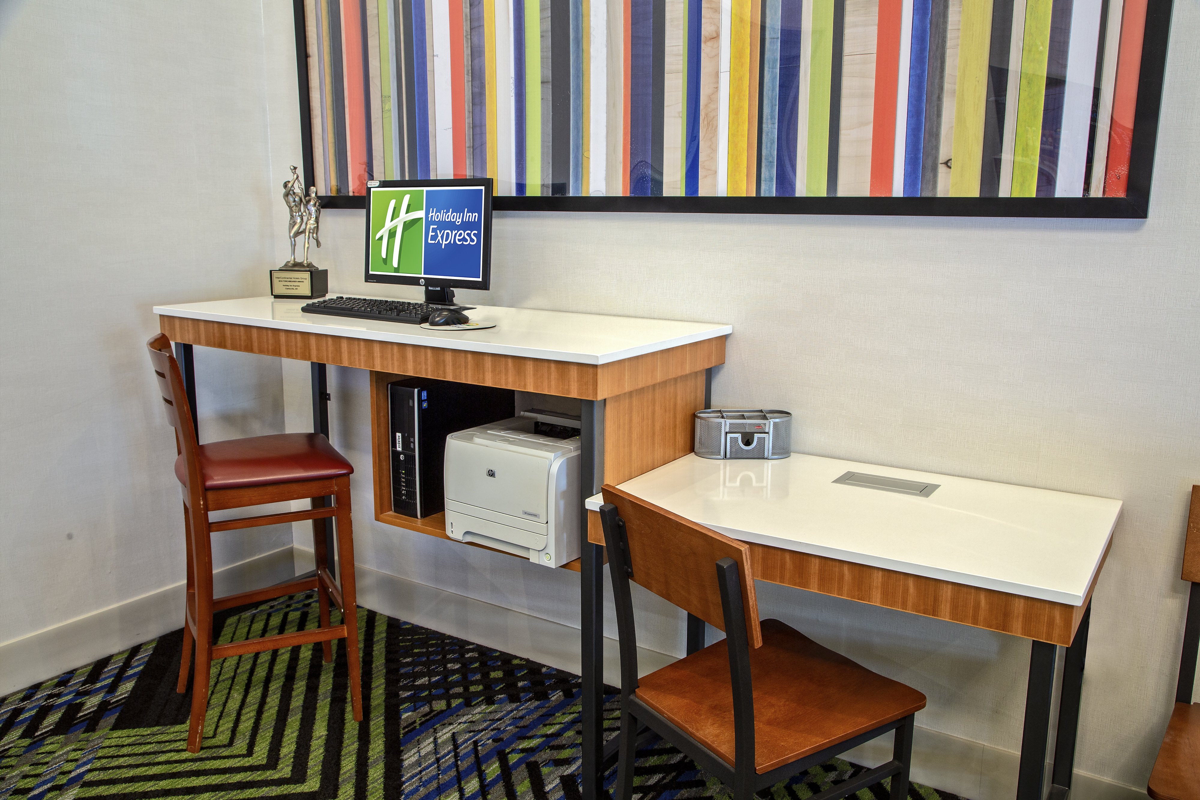 Holiday Inn Express Hotel Suites Clarksville 53/61