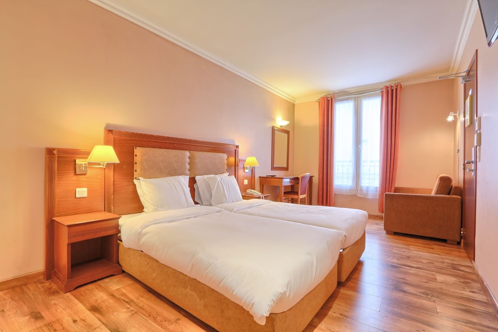 121 Hotel Paris 9/22