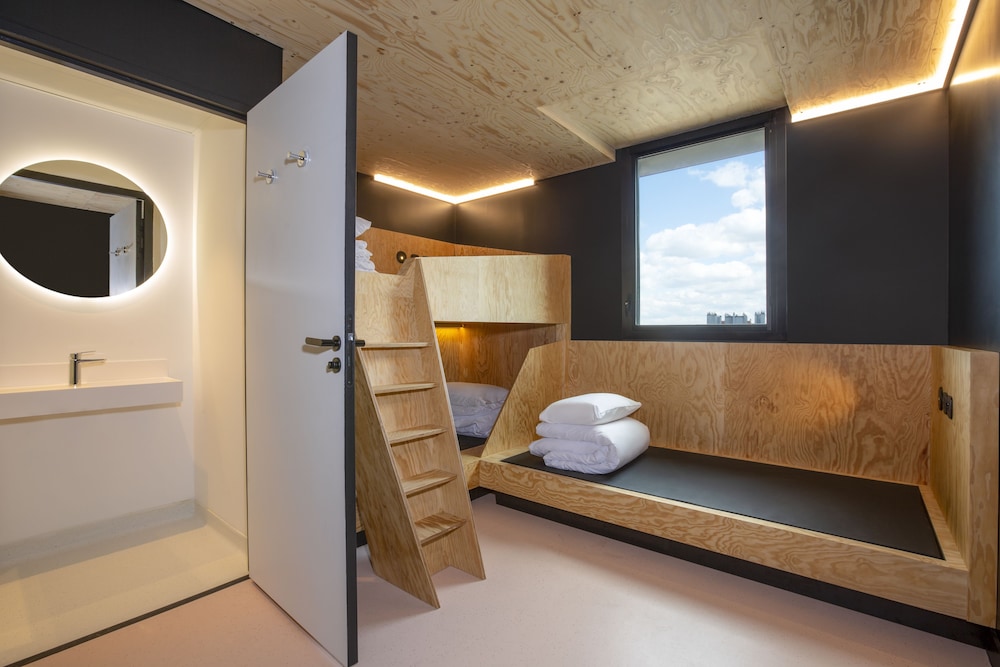 Private, Single Bed, Bunk Bed