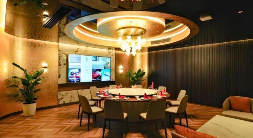 TUI BLUE Wusongkou Cruise Port Hotel 31/50