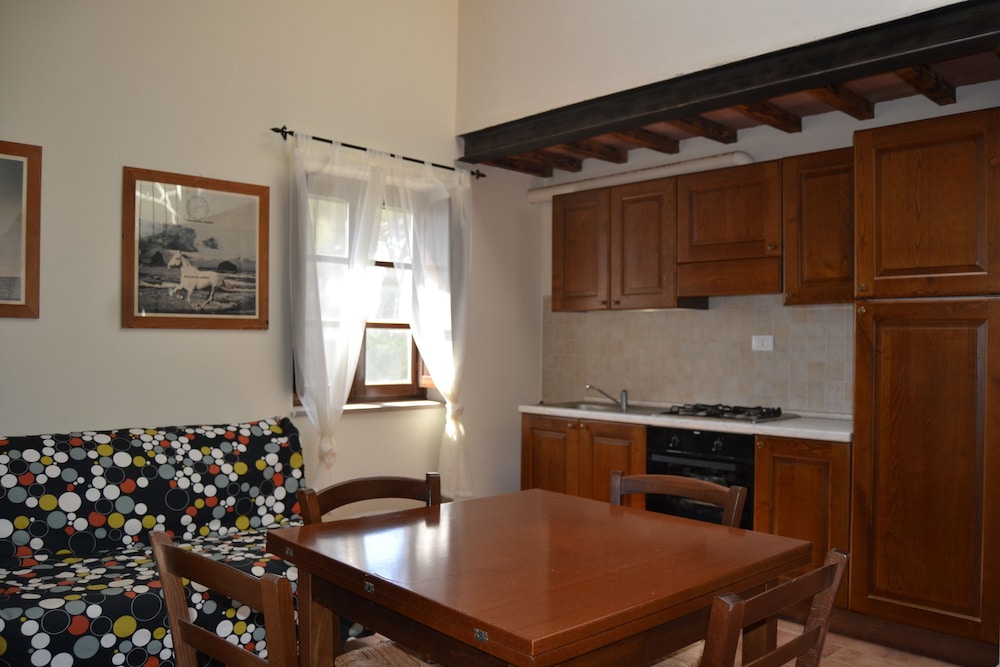Antico Borgo Casalappi 55/73