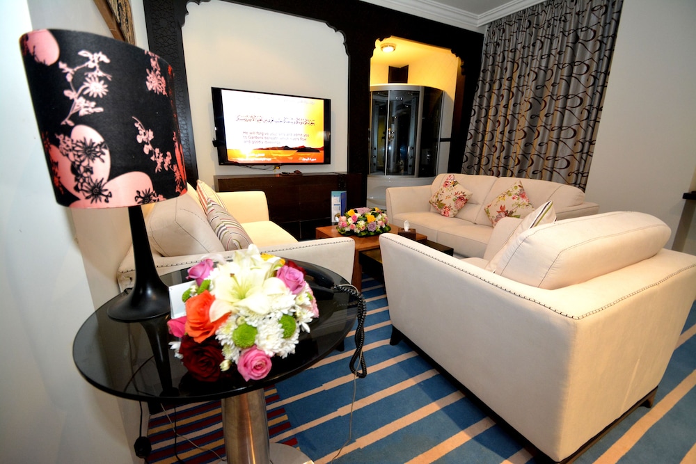 فندق ميلينيا العليا(Millennia Olaya Hotel) 71/79