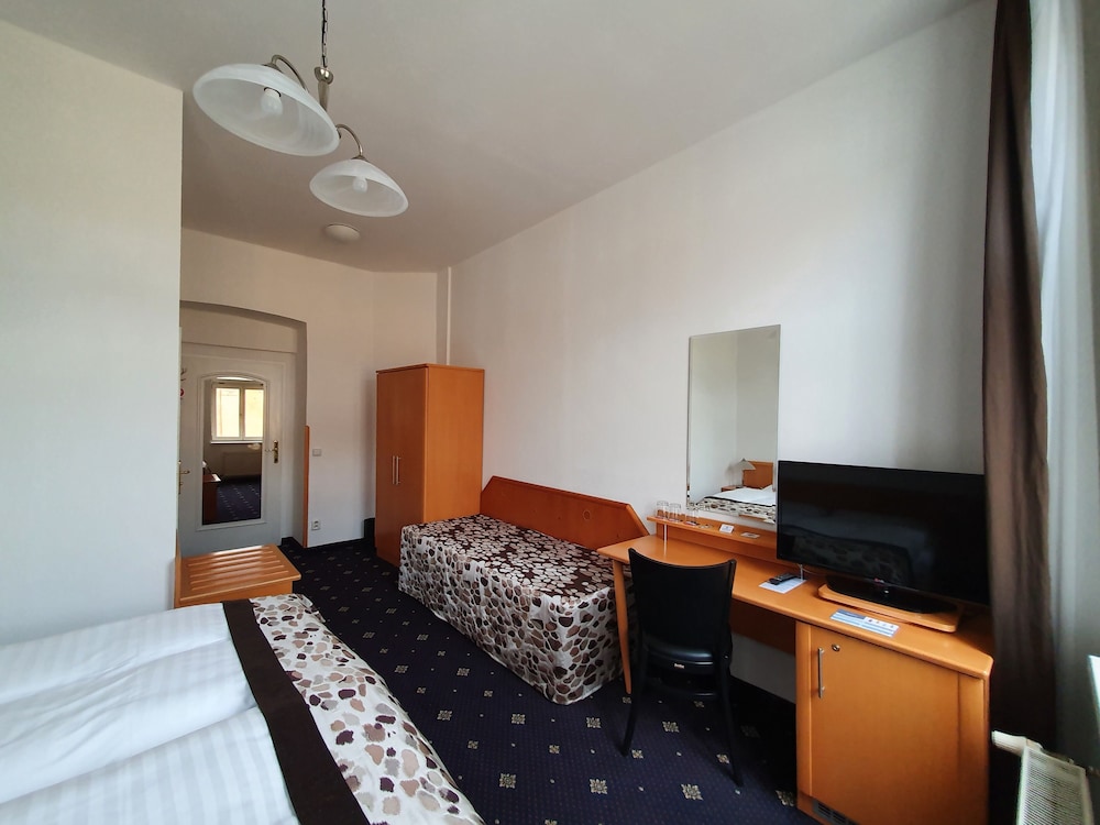 Hotel Machova 29/50