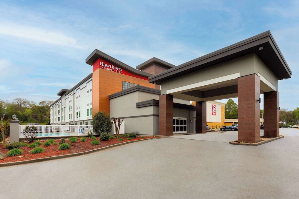 Hawthorn Extended Stay by Wyndham Knoxville 4/46