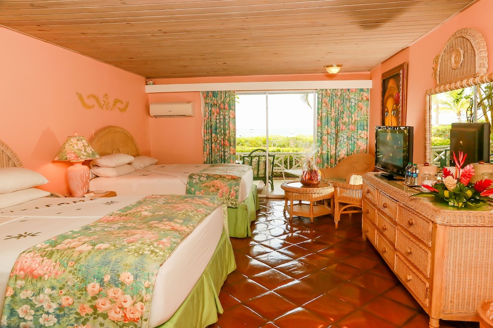 Coco Reef Resort & Spa 31/56
