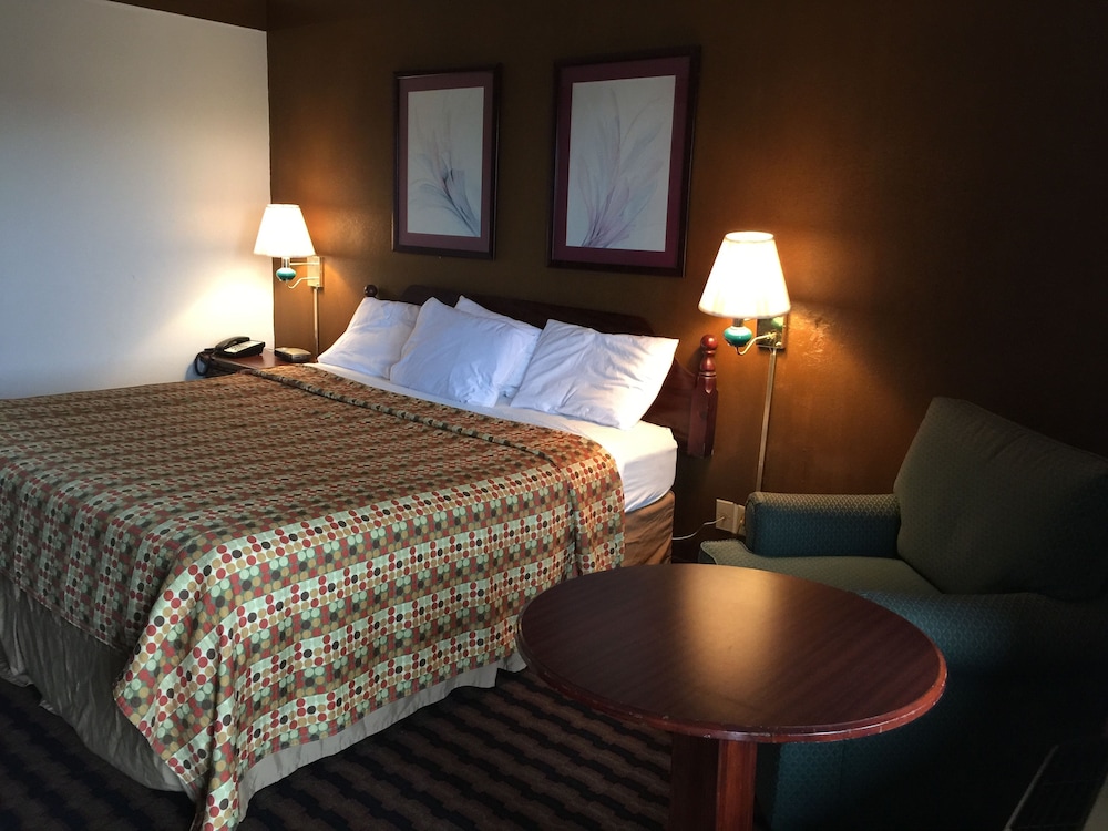 Econo Lodge Athens I-65 23/49