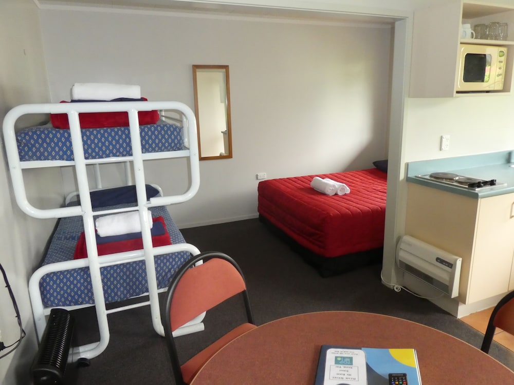 Franz Josef Top 10 Holiday Park 61/75