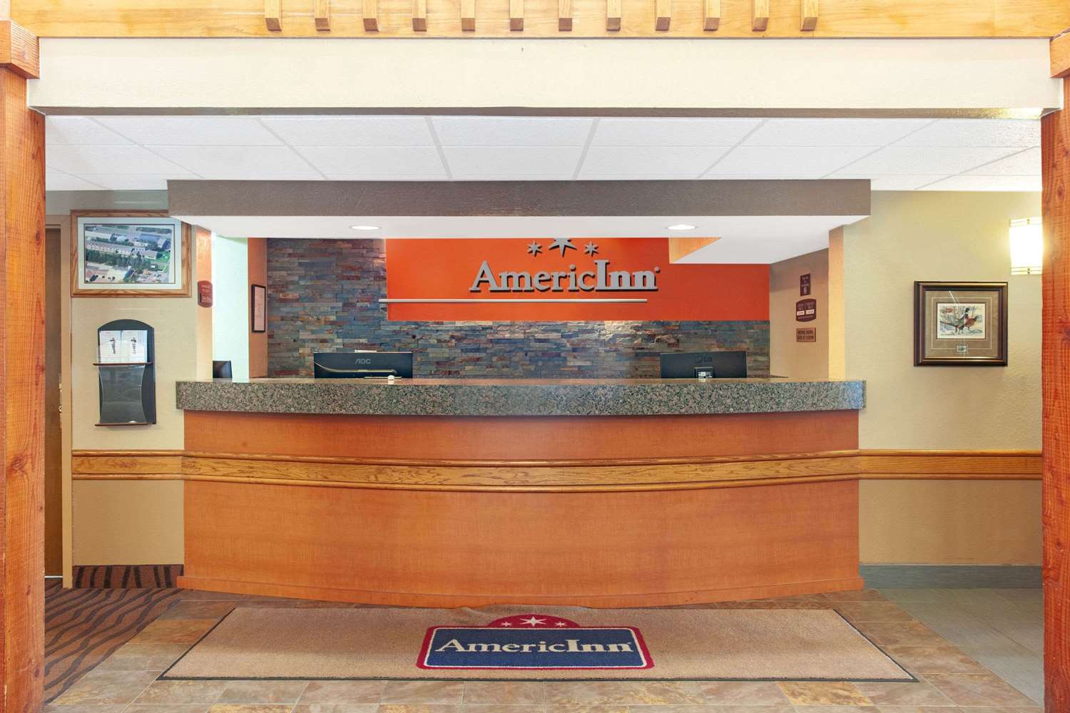 Americinn By Wyndham Ham Lake 2/9