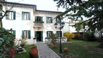 Villa Crispi 37/37