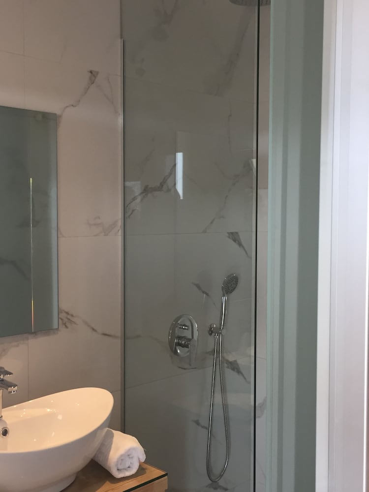 City Pearl Boutique Hotel 38/42