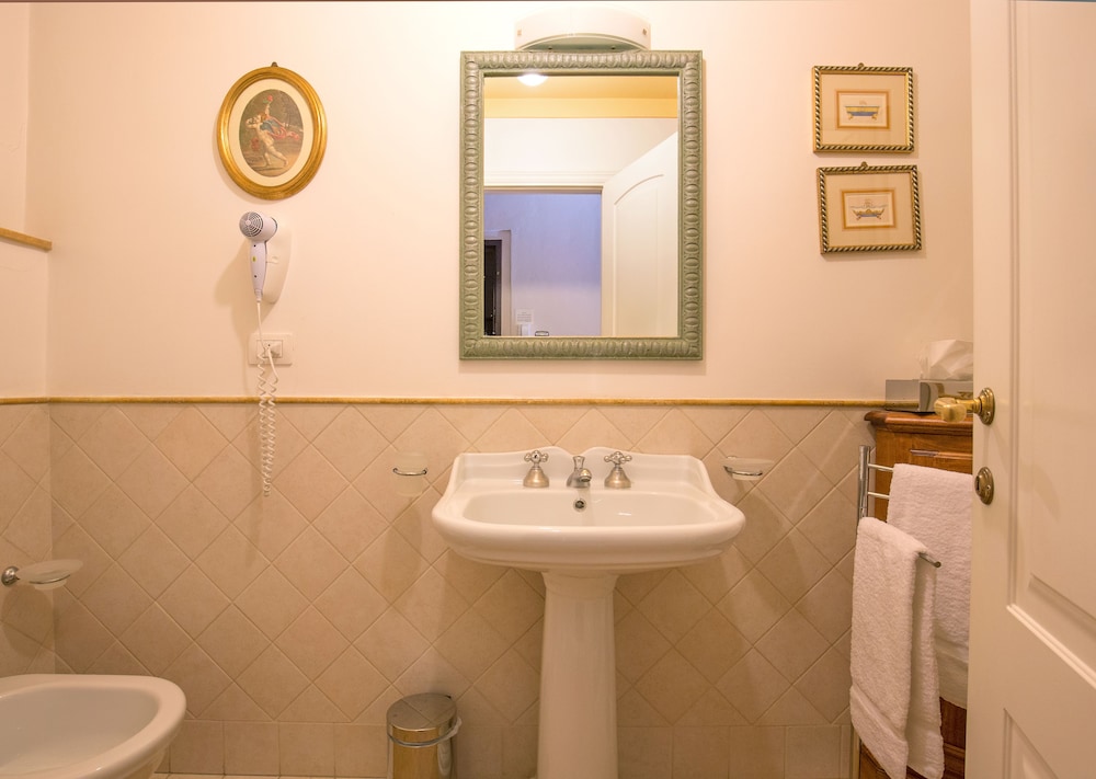 La Casa Del Garbo - Luxury Rooms & Suite 46/50