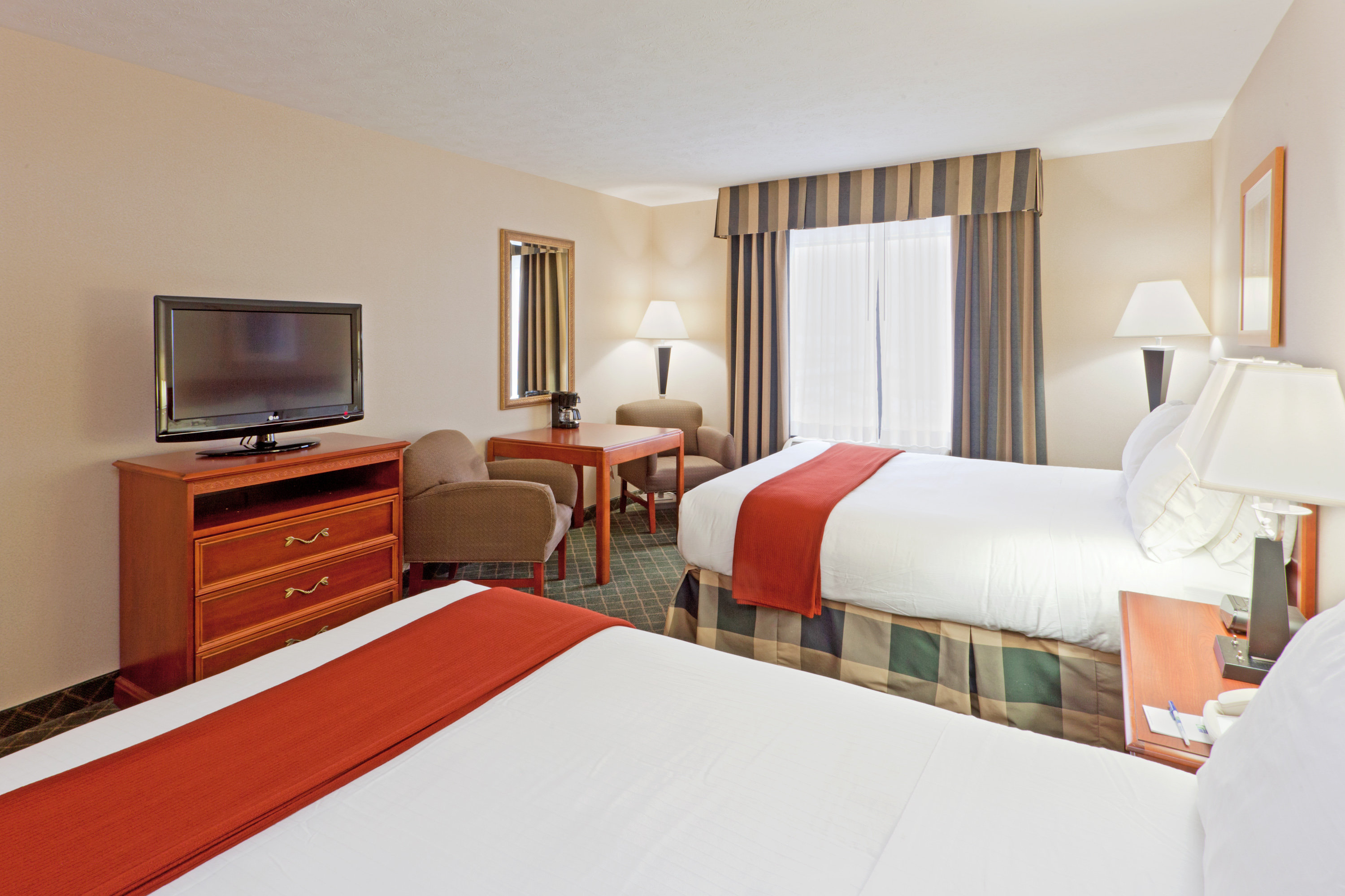 Holiday Inn Express Hotel Suites Kent State University 35/69