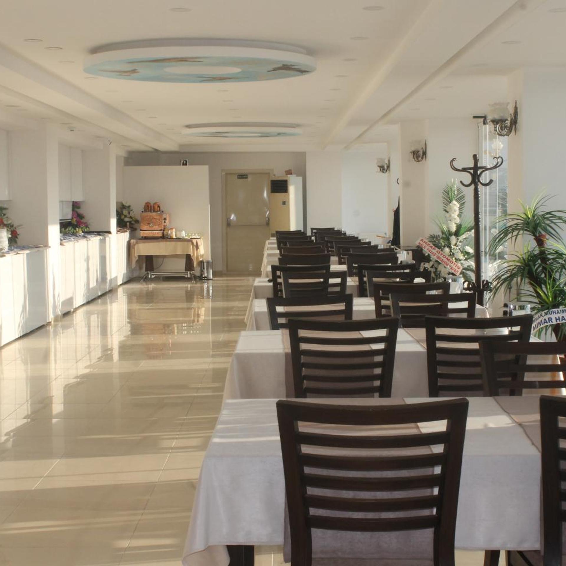 Resmina Otel Van 32/42