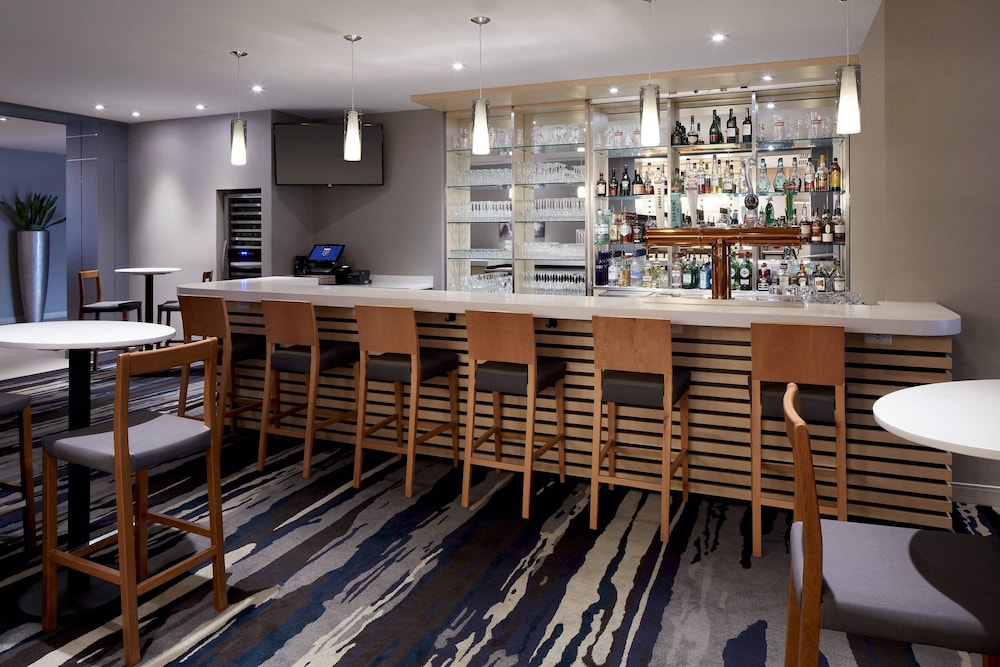 Lobby at Fairfield Inn Suites Montreal Airport, DORVAL - QUEBEC