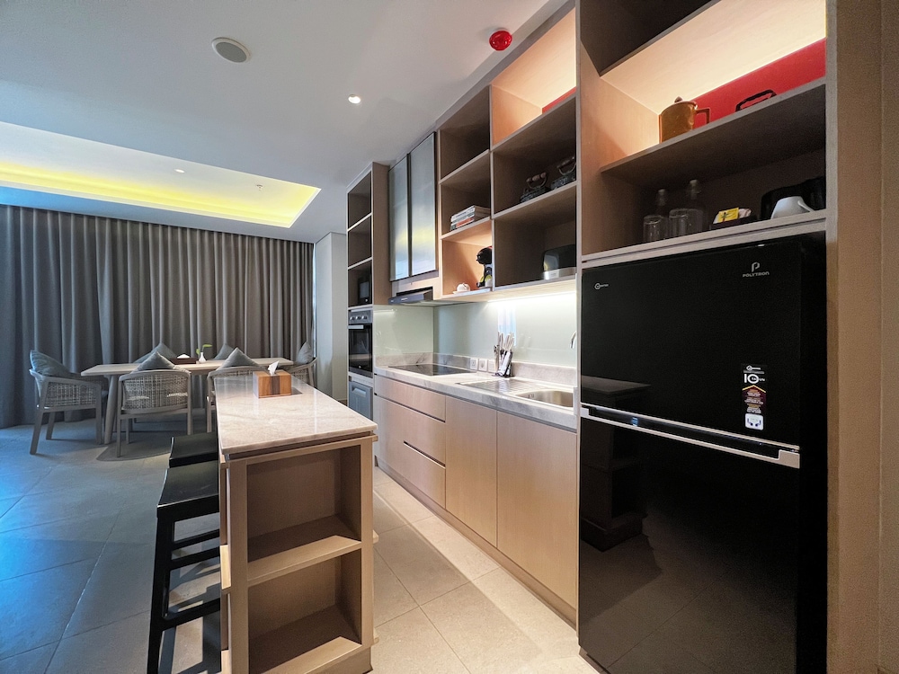 Ra Suites Simatupang 42/50