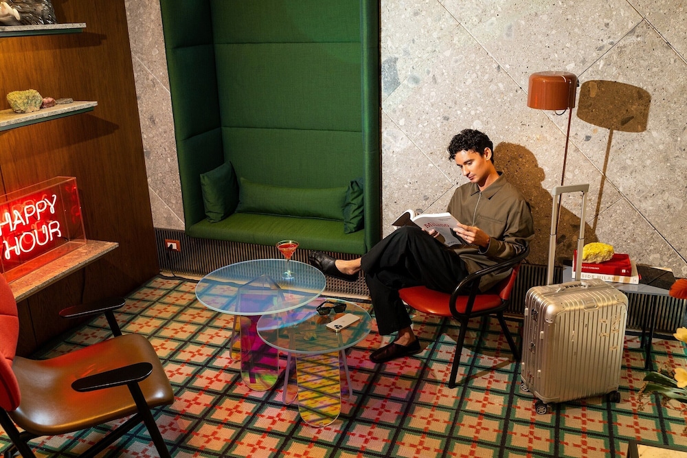Room Mate Giulia 44/79