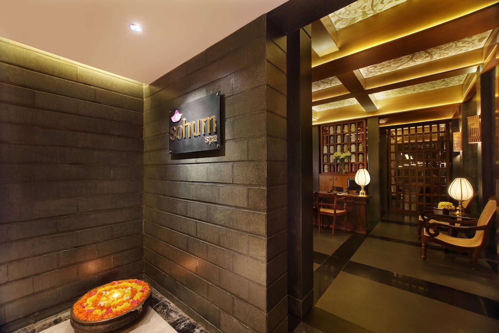 Gokulam Grand Hotel Spa 38/75