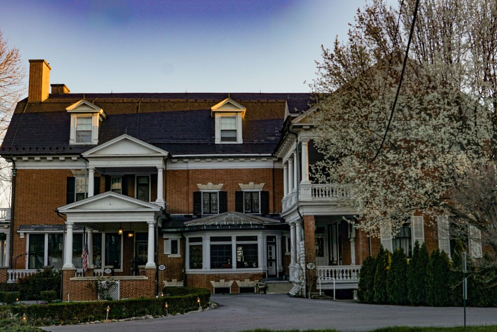 The Mercersburg Inn 7/58