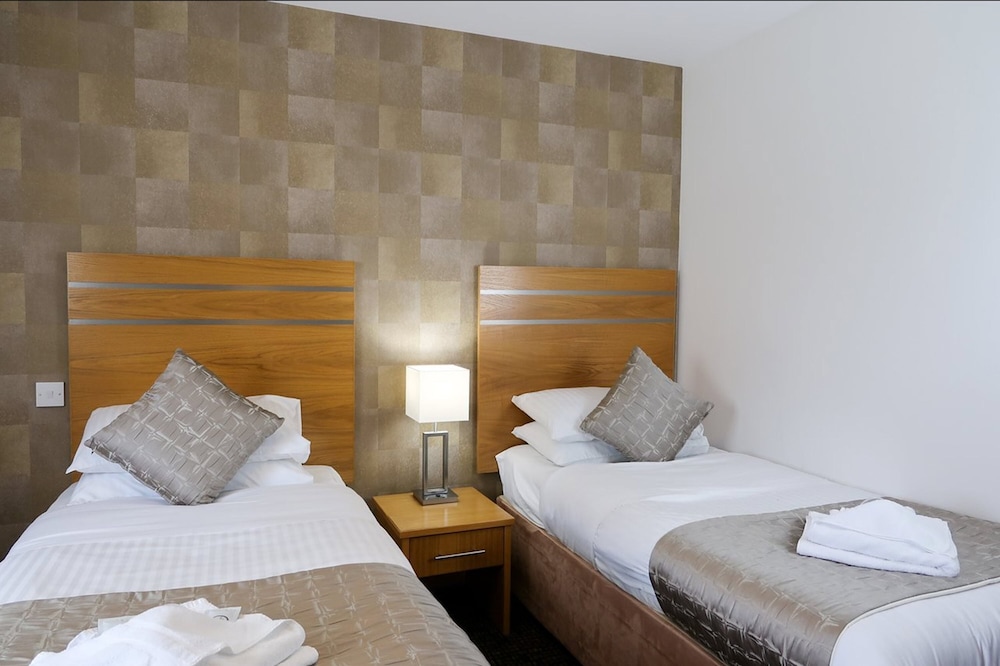Carrbridge Hotel 3/32