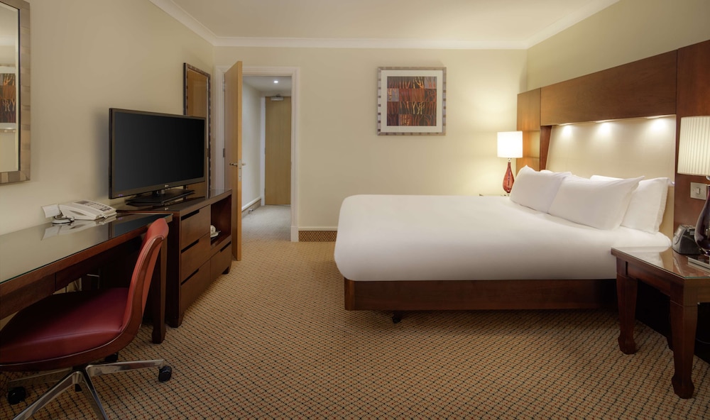 DoubleTree by Hilton Belfast Templepatrick Golf & Country Club 19/76