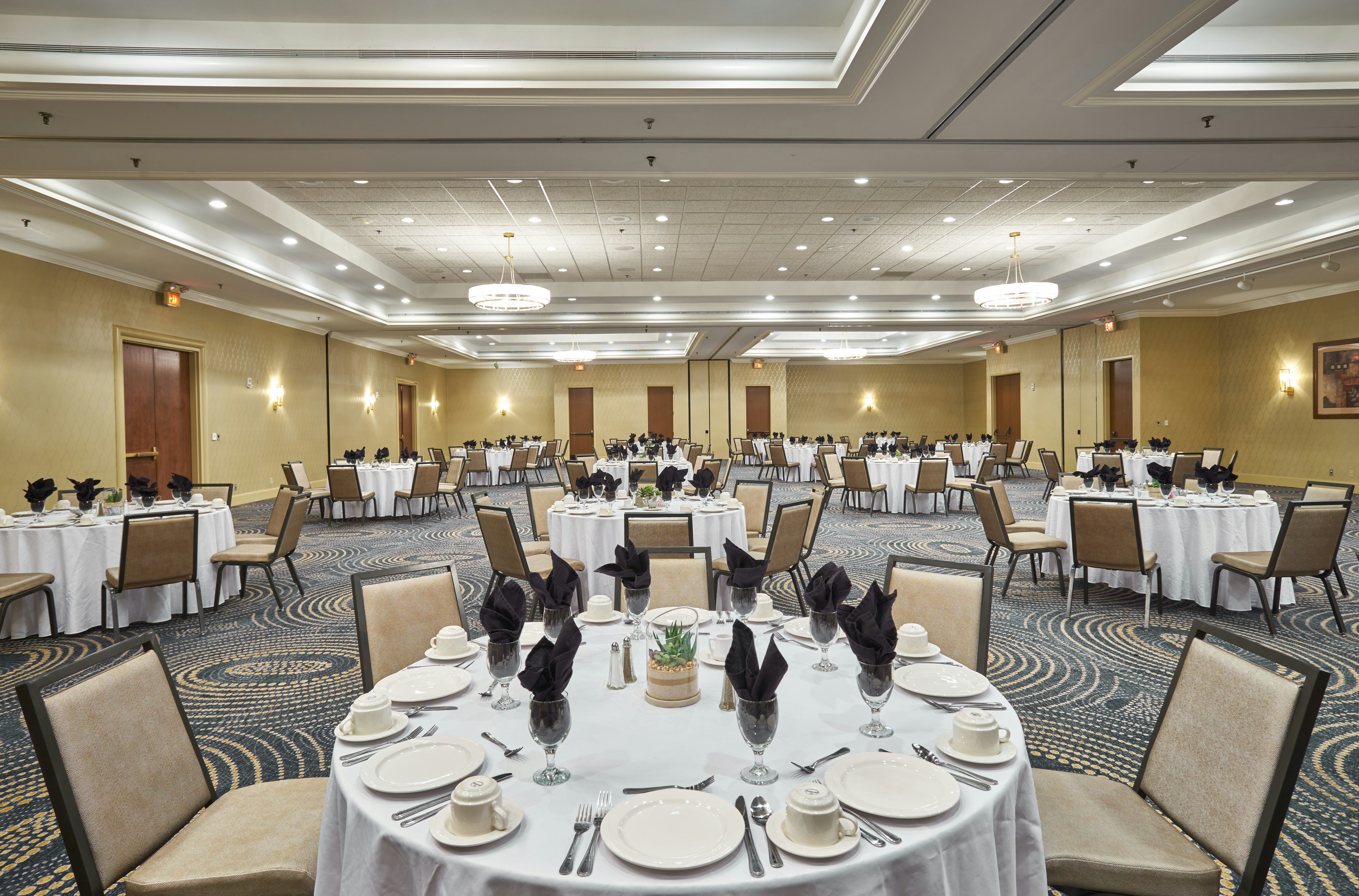 HILTON KNOXVILLE 20/34