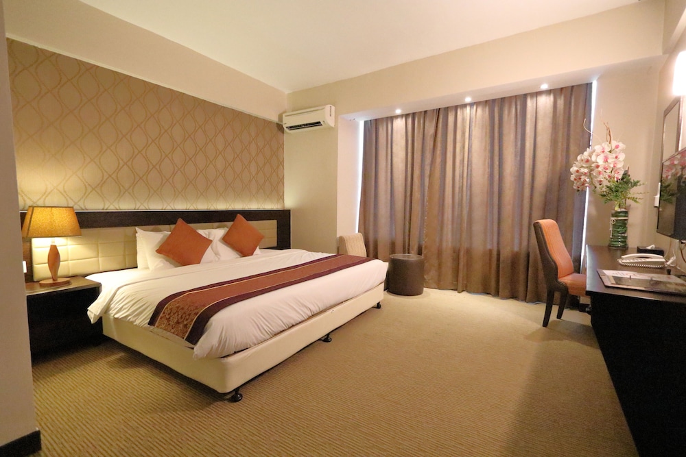 The Guest Hotel Spa 16/69