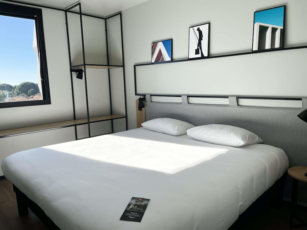 Ibis Lunel Petite Camargue 6/50