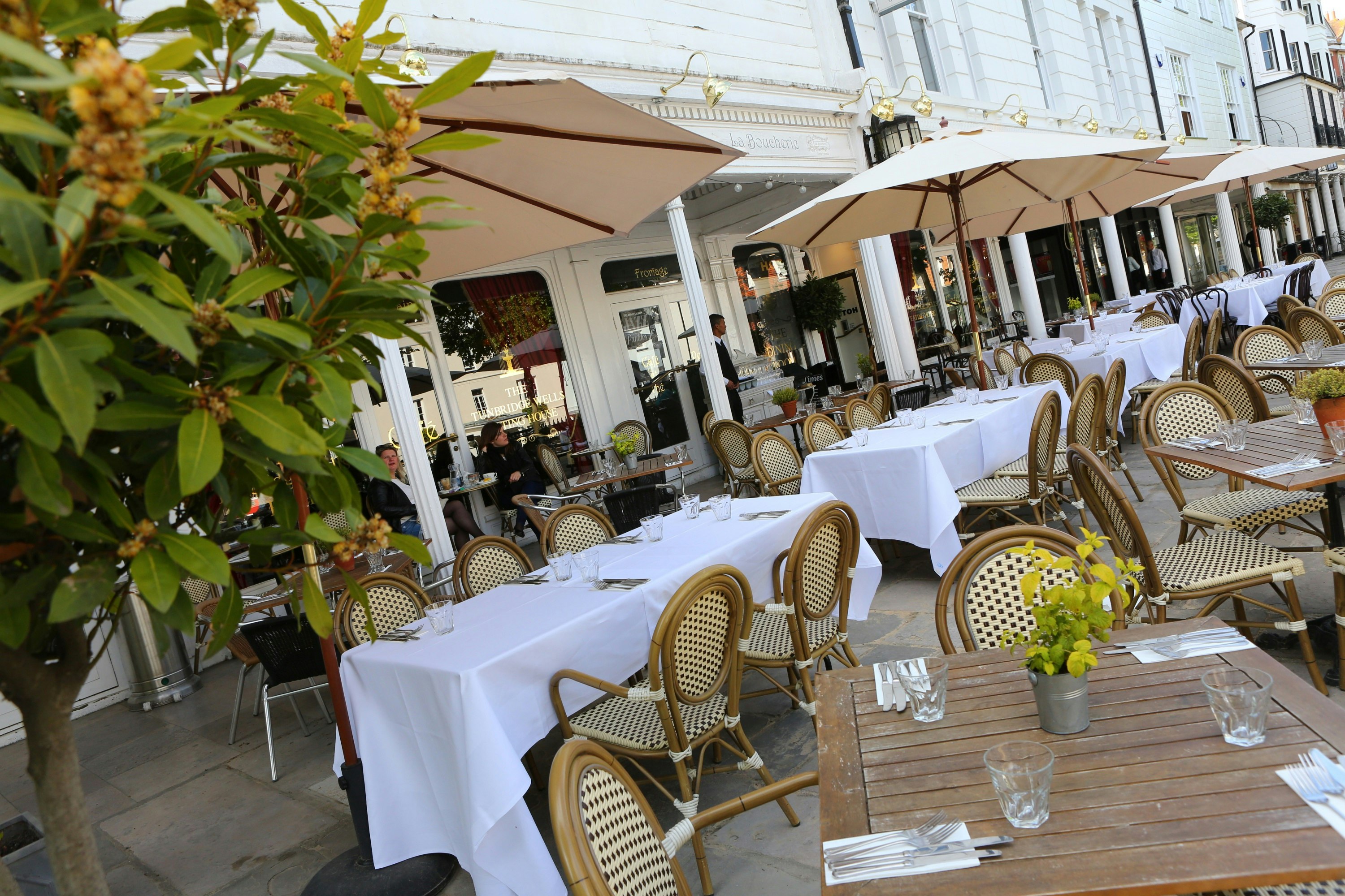 The Tunbridge Wells Hotel 21/24