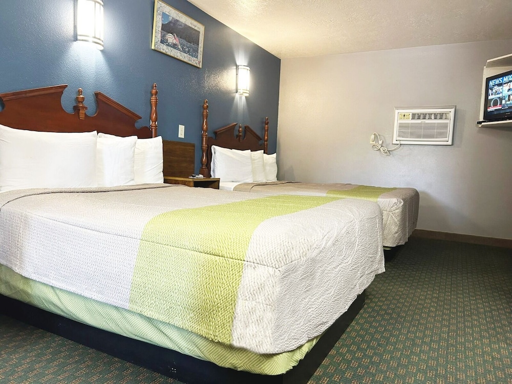 Suite, 2 Queen Beds