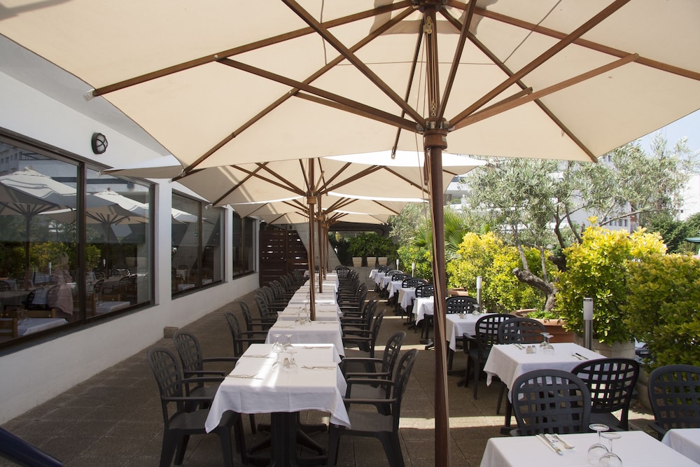 Hotel Gran Garbi 33/34