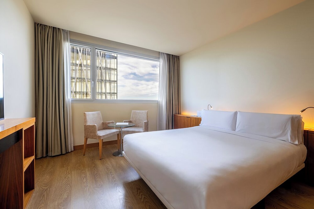 SUPERIOR, DOUBLE OR TWIN BED, SEA VIEW