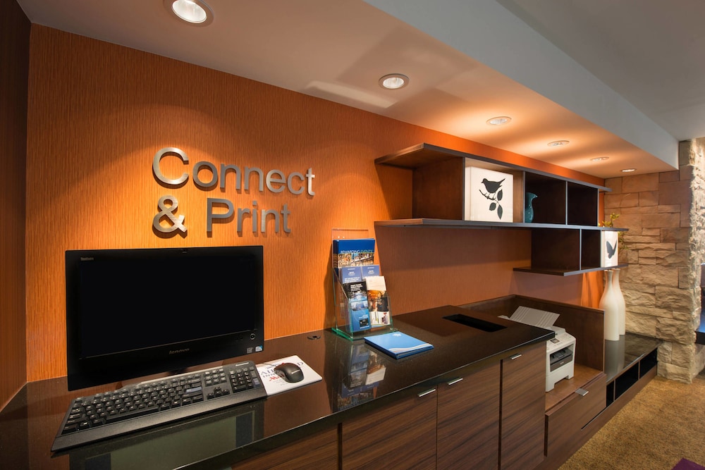Fairfield Inn and Suites Gainesville 5/34