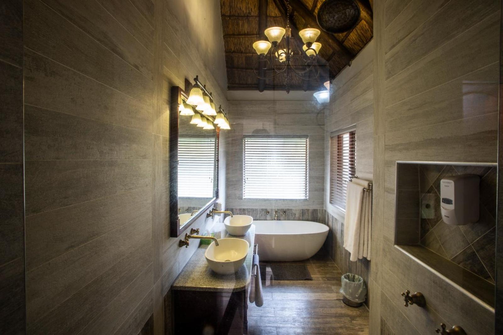 Lapeng Guest Lodge 50/50