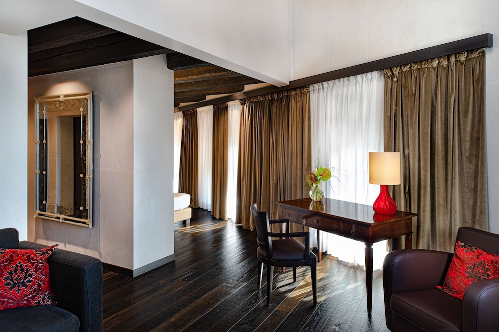 Hyatt Centric Murano Venice 47/70