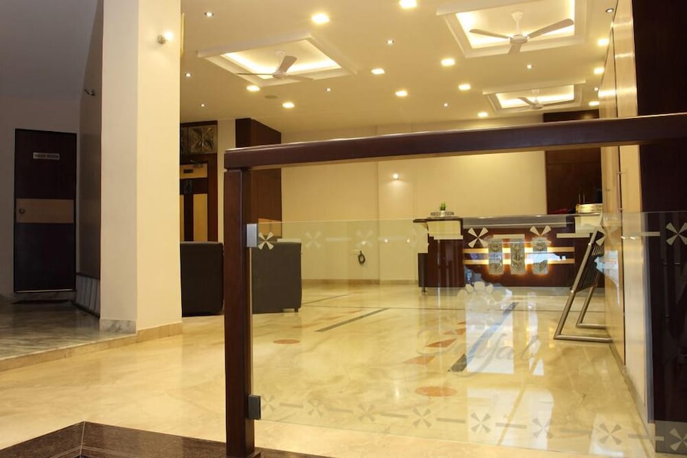 HOTEL DAYAL 11/41