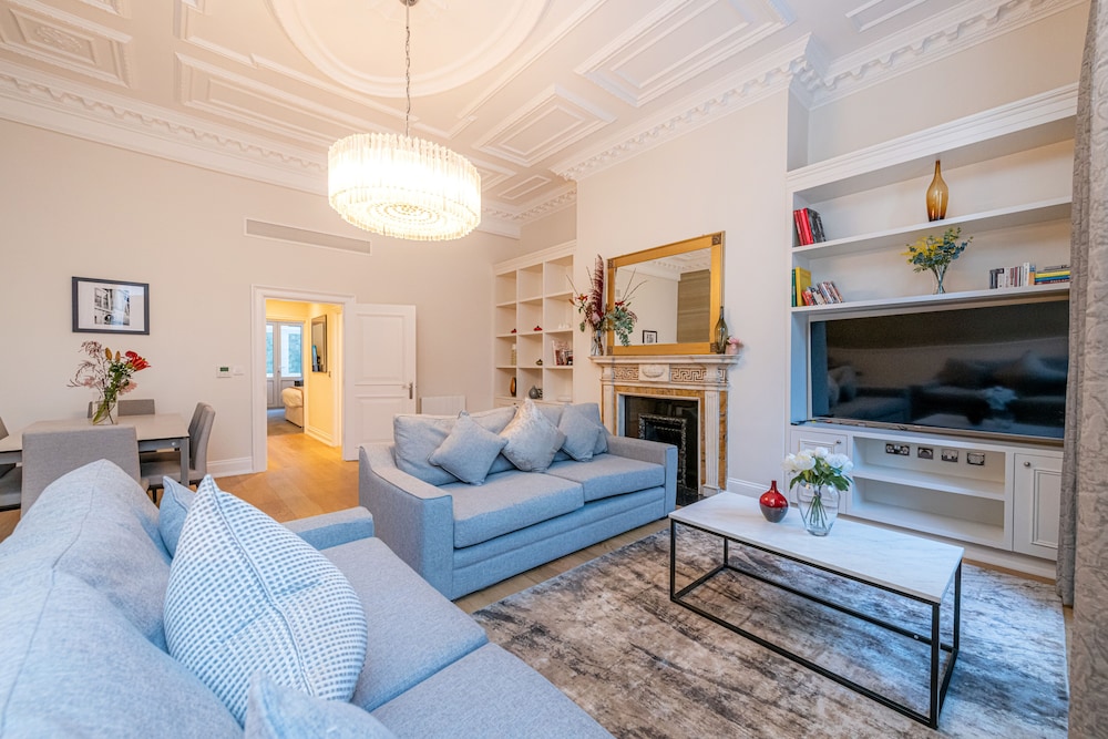 20 Hertford Street 26/50