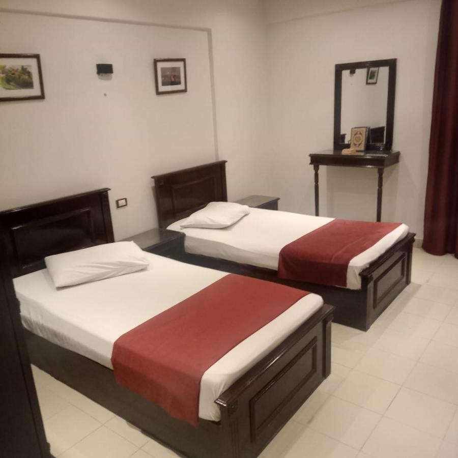 Siesta Hotel Alexandria 11/22