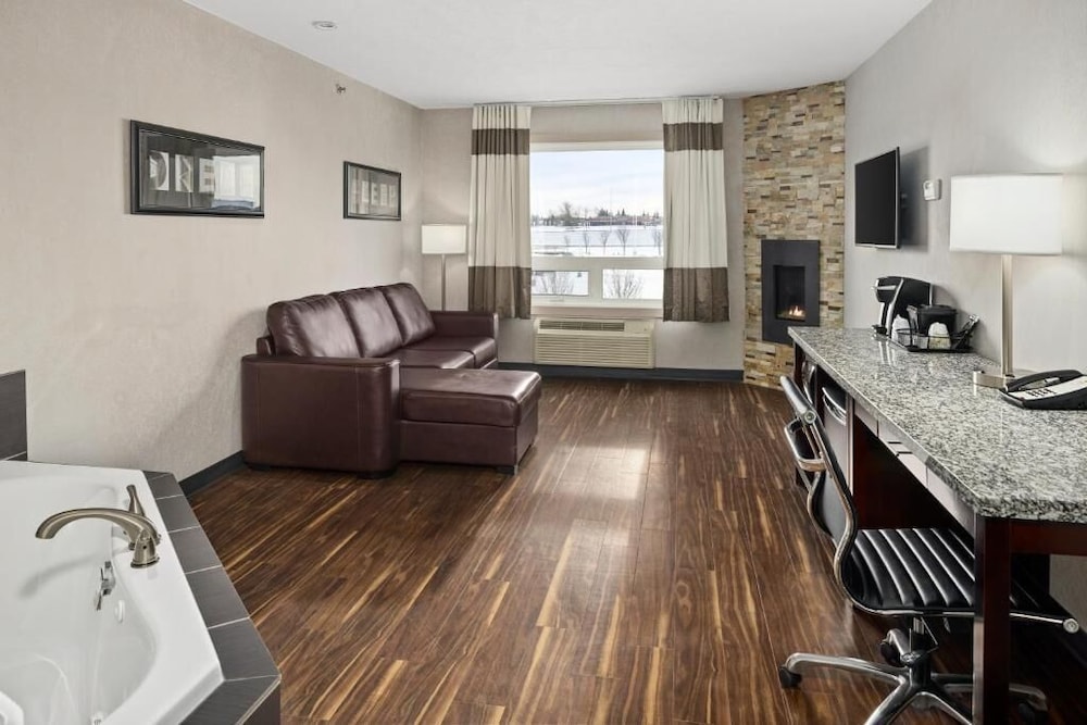 Home Inn And Suites Swift Current 43/60