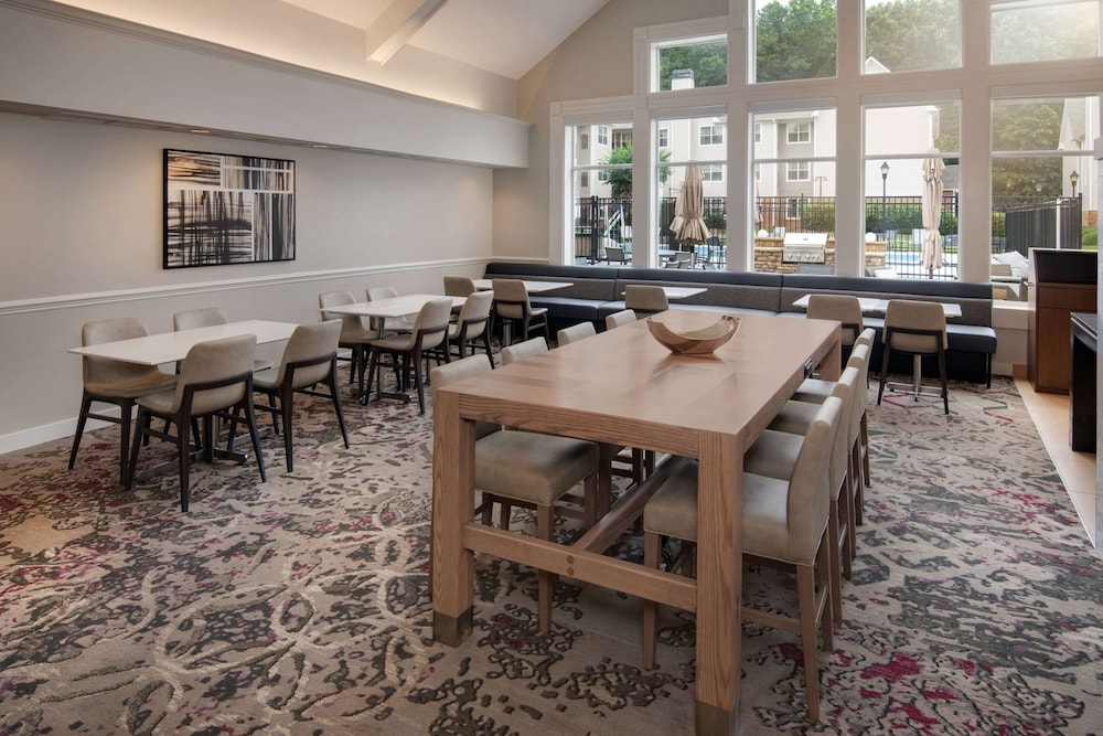 Sonesta ES Suites Atlanta Alpharetta North Point Mall 42/50