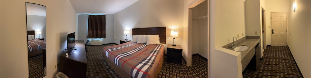 Regency Inn 38/59