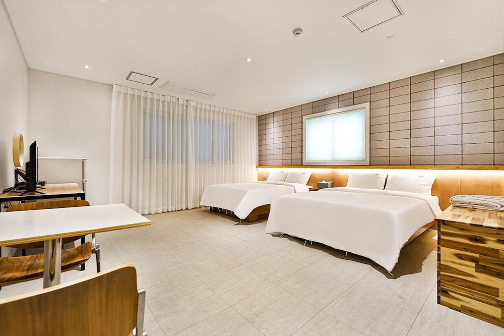 Ciel Mini Hotel 8/33