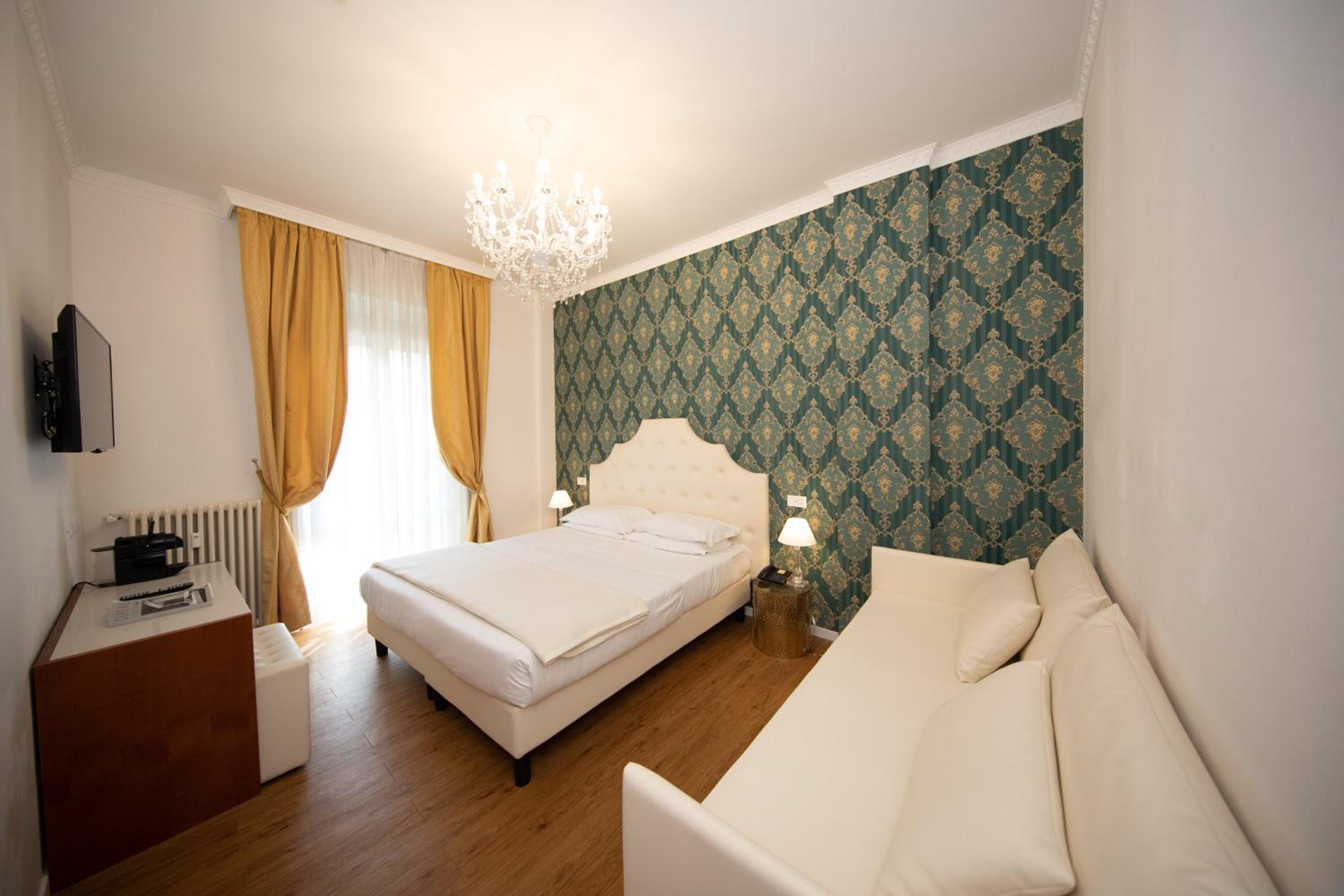 Superior, Family, Bunk Bed, Queen Bed, Annex