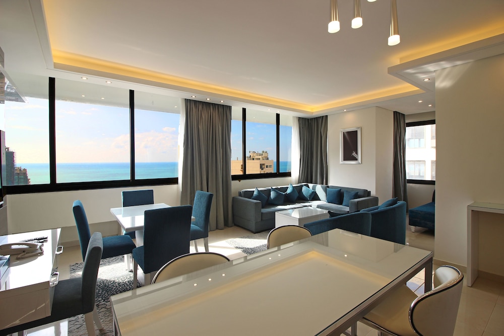 Palm Ville Suites 36/46