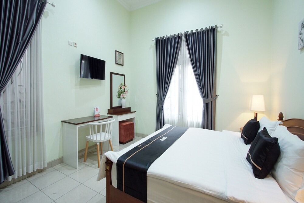 OYO 3986 Just 11 Boutique Residence Syariah 11/32