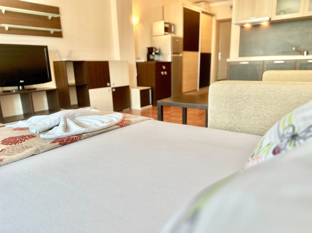 Menada Sunny Beach Plaza Apartments 12/50