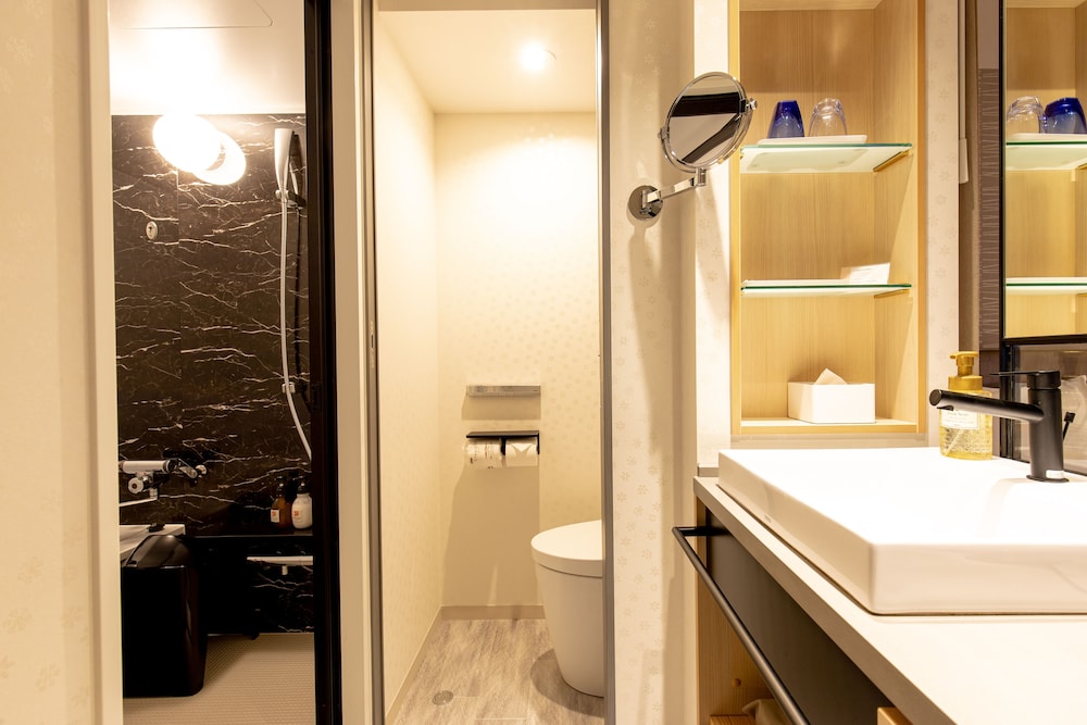 Montblanc Hotel Raffine Nagoya Ekimae 30/31